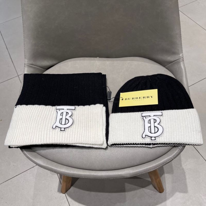 Burberry Caps Scarfs